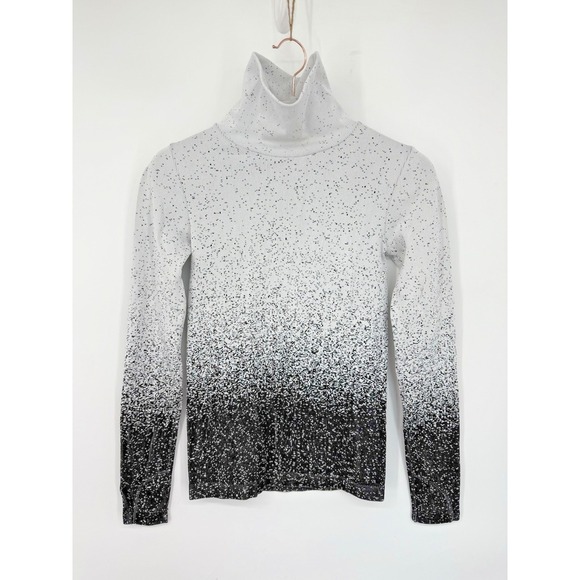 Athleta  Flurry Blizzard Gradient Turtleneck Top Size XS Athleisure Workout Gym - Picture 2 of 6
